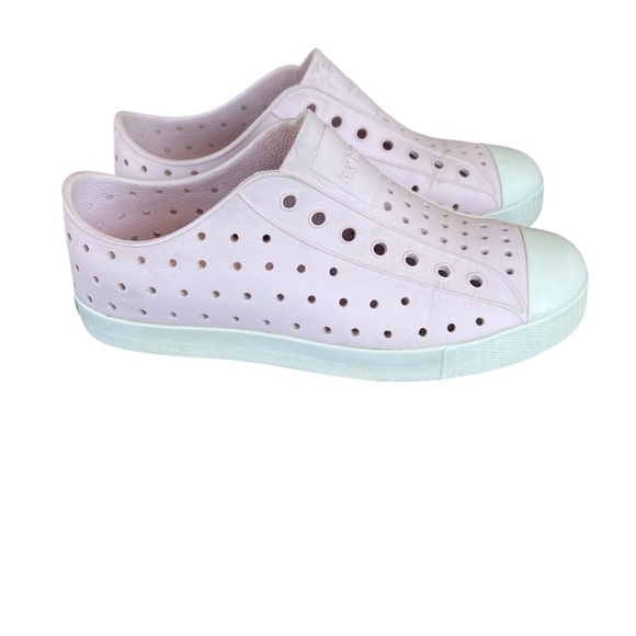 Native Jefferson Slip-On Shoes Milk Pink Shell White Washable Odor Resistant J3 - Picture 2 of 9